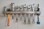 Déboucher un WC sans ventouse : 5 méthodes maison efficaces
