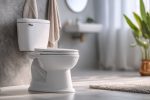 Pourquoi le fond de mes WC reste noir malgré le nettoyage ?
